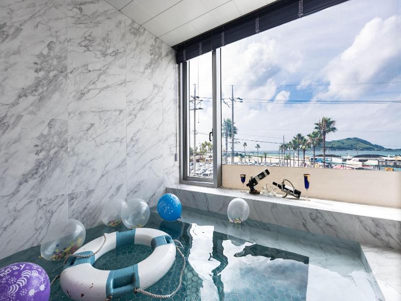 Bluespring Boutique Hotel
