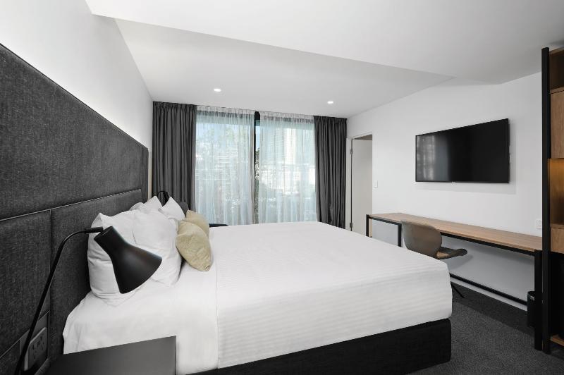 Vibe Hotel Melbourne image