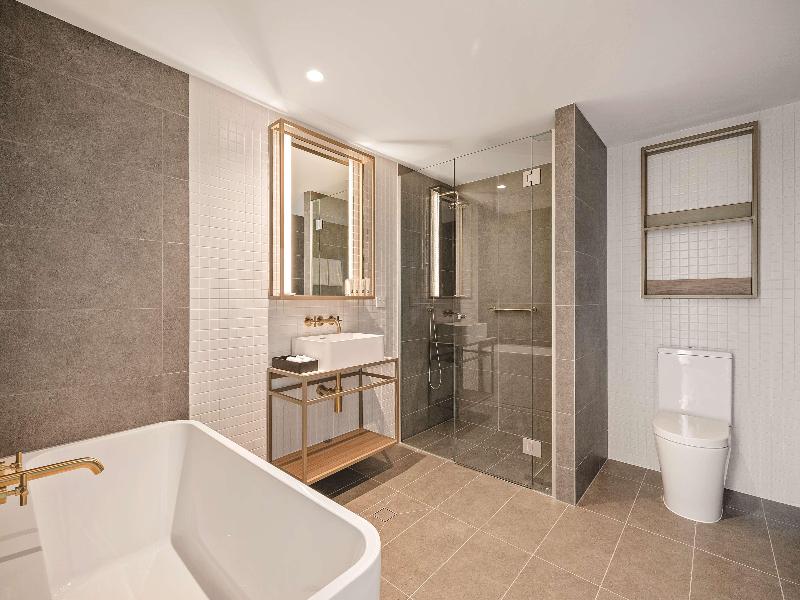 Vibe Hotel Melbourne image