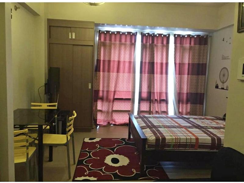 Favila Condotel 150 Newport Boulevard image