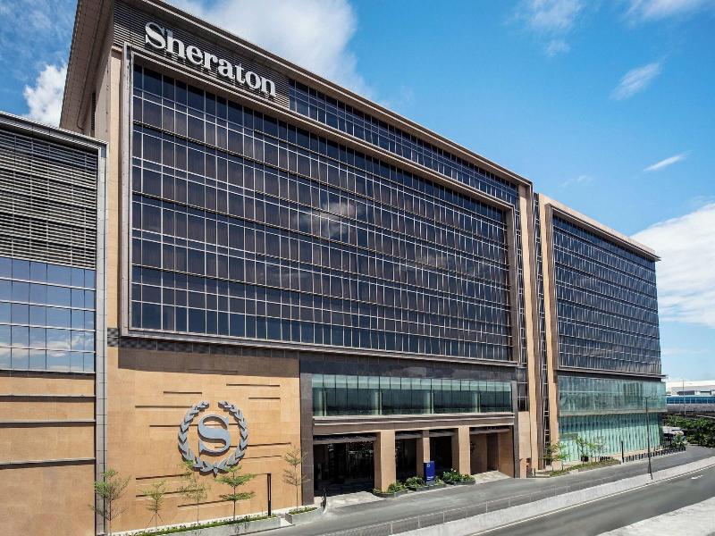Sheraton Manila Hotel image