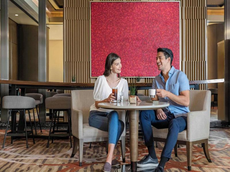 Sheraton Manila Hotel image