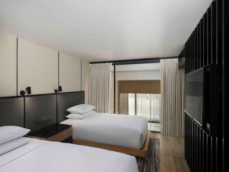 Sheraton Manila Hotel image