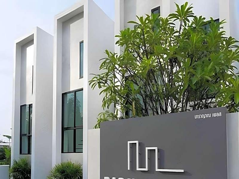 Barayan Place image