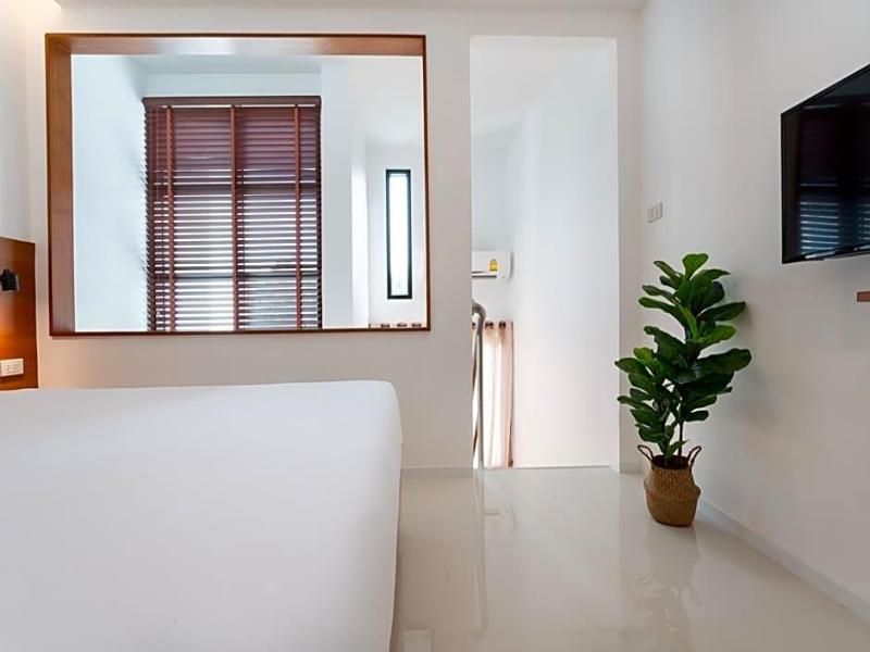 Barayan Place image