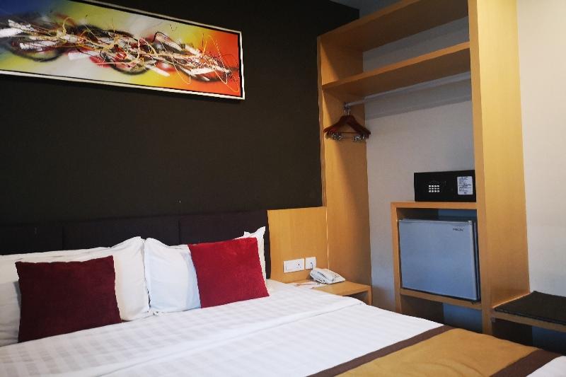 Q Bintang Hotel image
