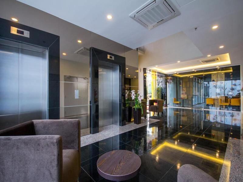Omg Hotel image