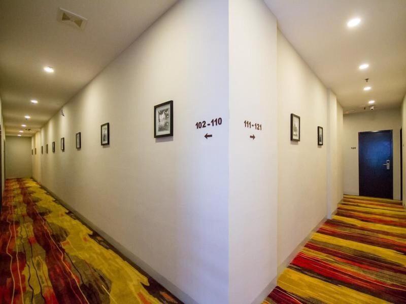 Omg Hotel image