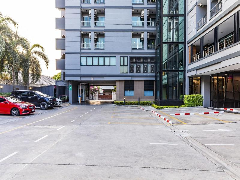 Livotel Hotel Hua Mak Bangkok image