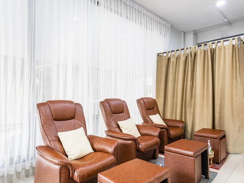 Livotel Hotel Hua Mak Bangkok image
