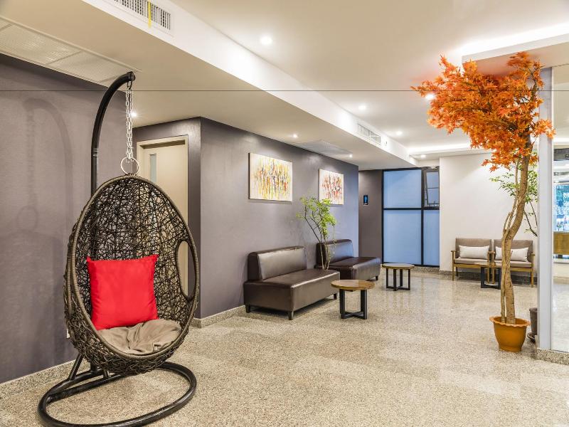 Livotel Hotel Hua Mak Bangkok image