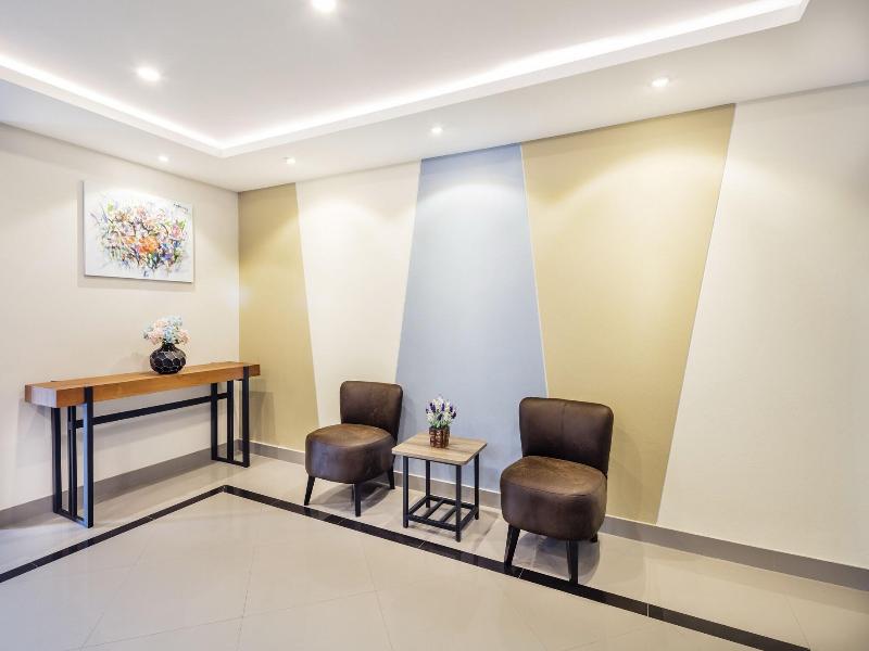 Livotel Hotel Hua Mak Bangkok image