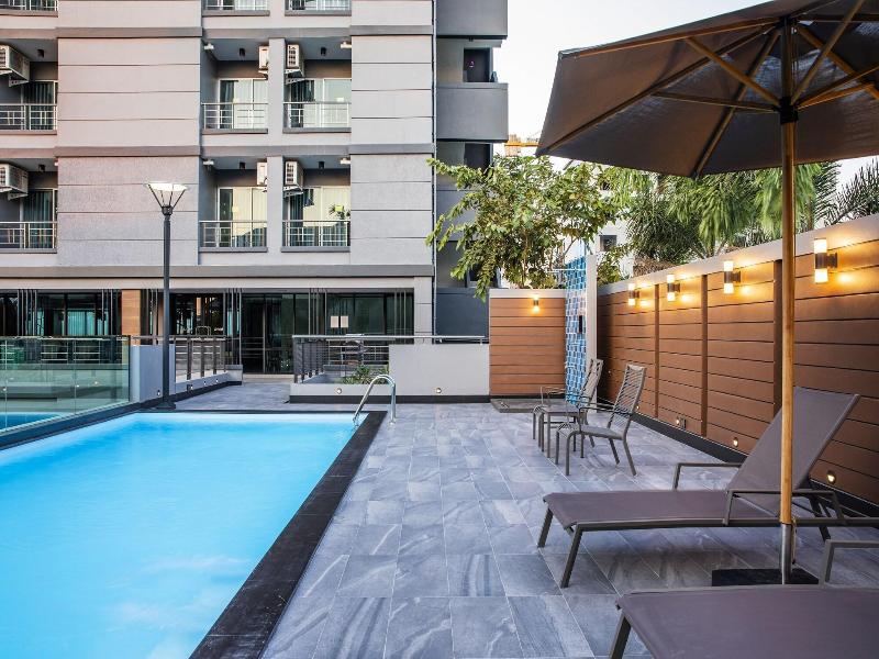 Livotel Hotel Hua Mak Bangkok image
