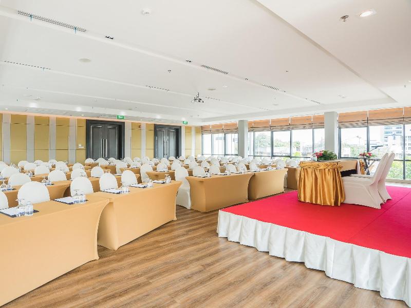 Rattanachol Hotel image