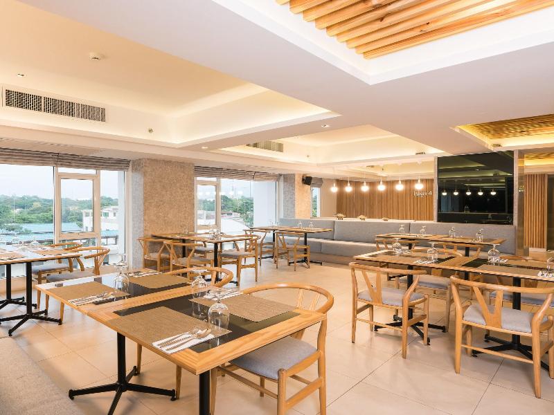 Rattanachol Hotel image