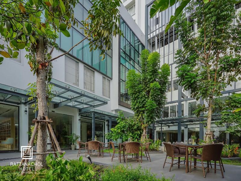 Rattanachol Hotel image