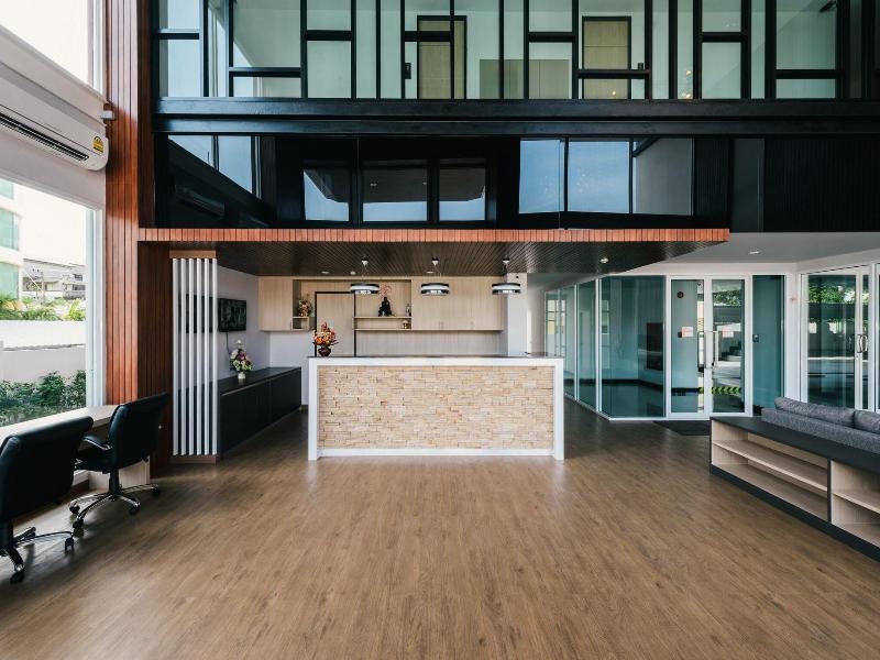 Mt Park Residence image