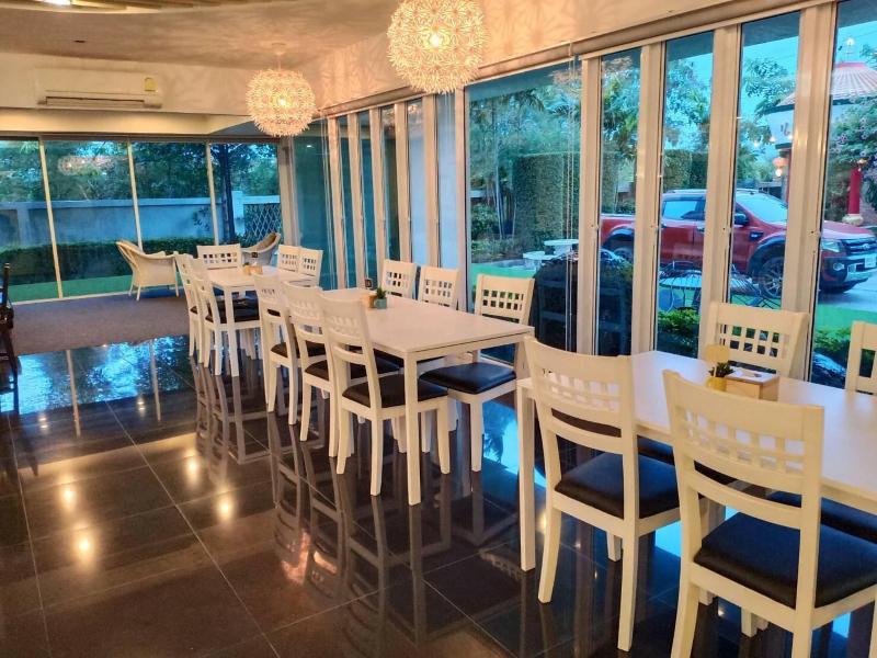 Kilintra Residence — restaurant