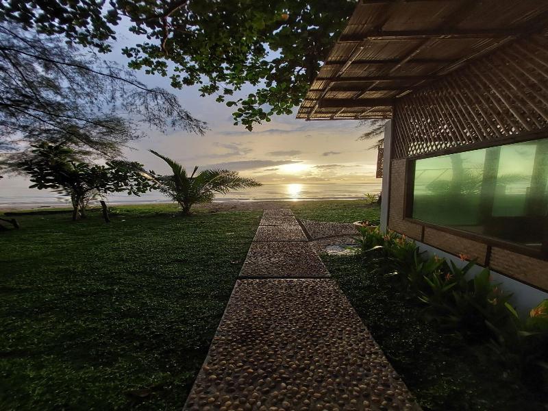 Lanta Island Resort image