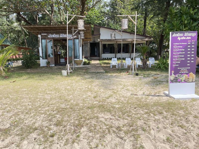 Lanta Island Resort image
