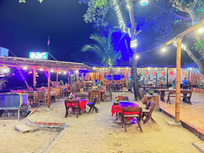 Lanta Island Resort image
