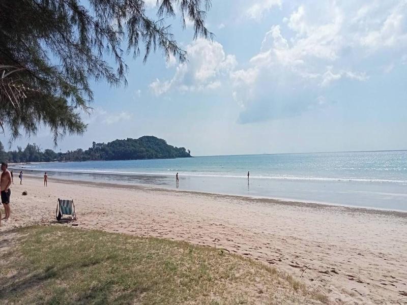 Lanta Island Resort image