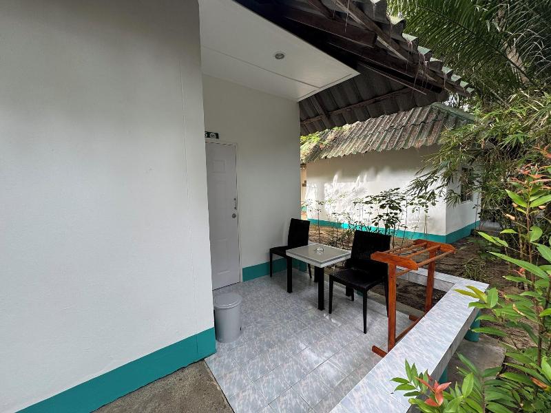Lanta Island Resort image