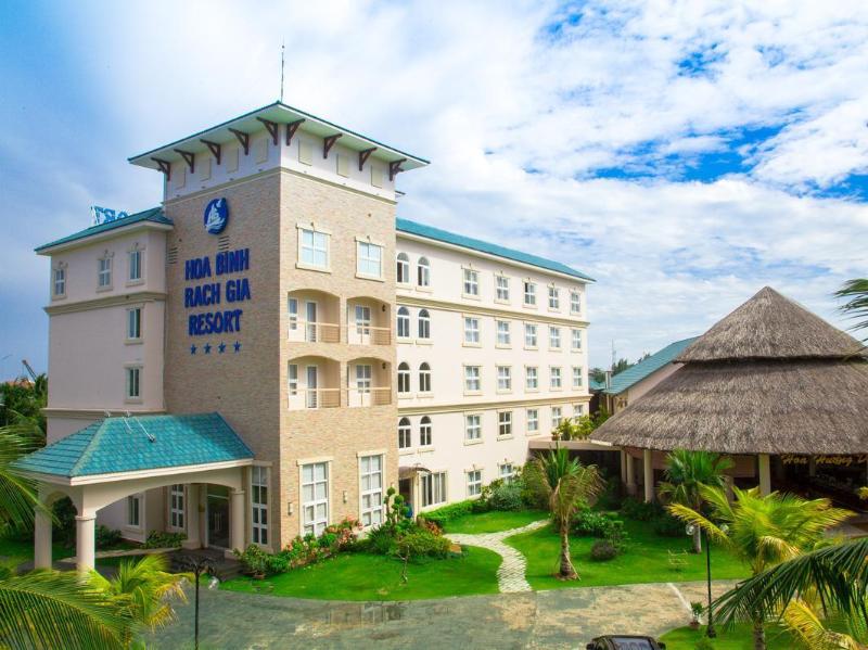 Hoa Binh Rach Gia Resort image