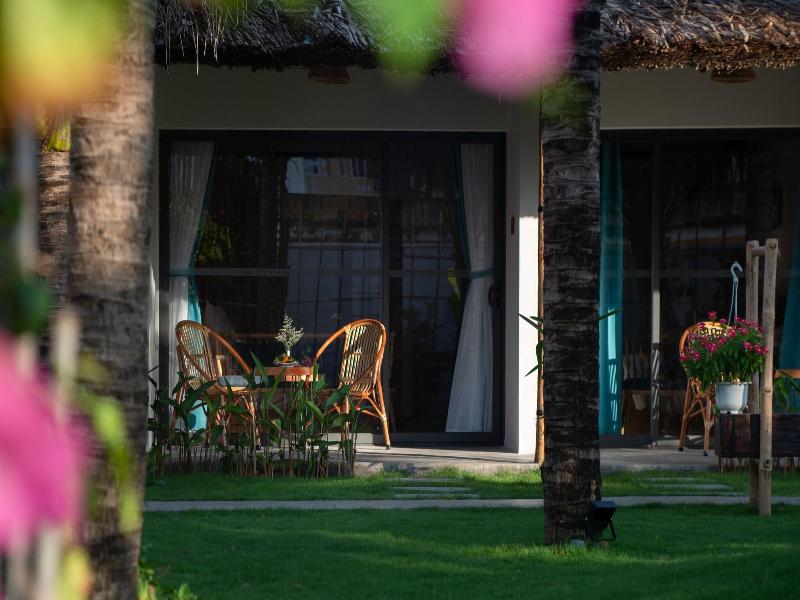 Sala Tuy Hoa Beach Hotel