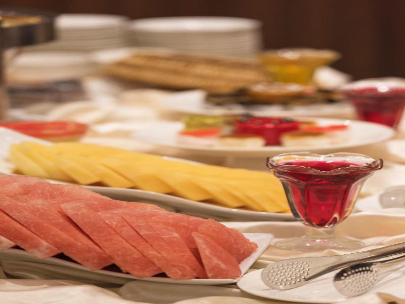 OYO 358 Garden View Hotel — restaurant