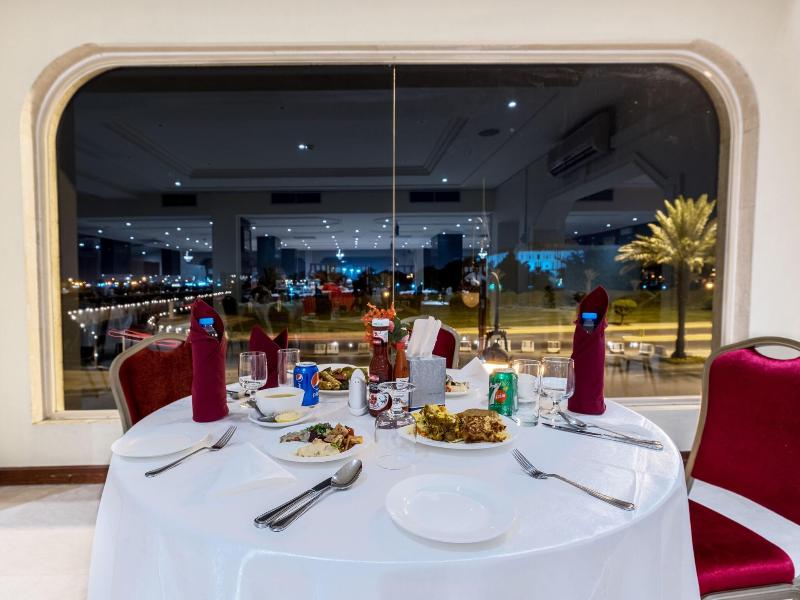 OYO 358 Garden View Hotel