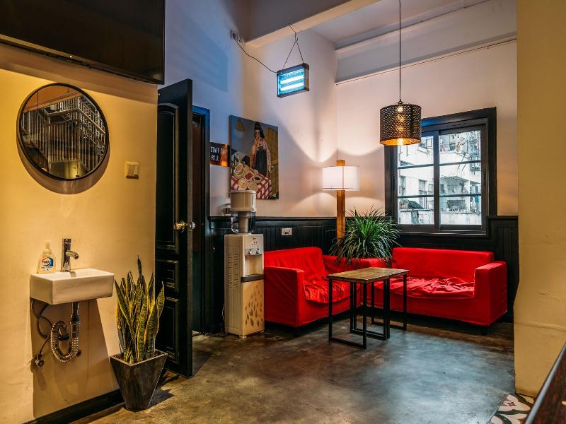 Chengdu Flipflop Lounge Hostel