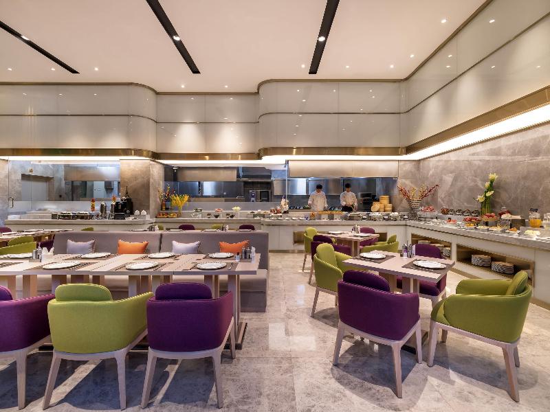Mercure Chengdu Huapaifang image