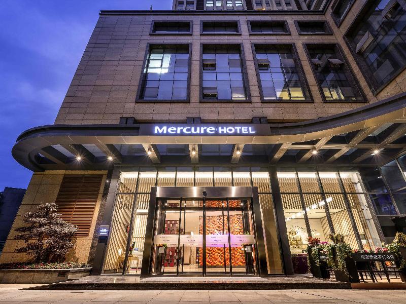 Mercure Chengdu Huapaifang image