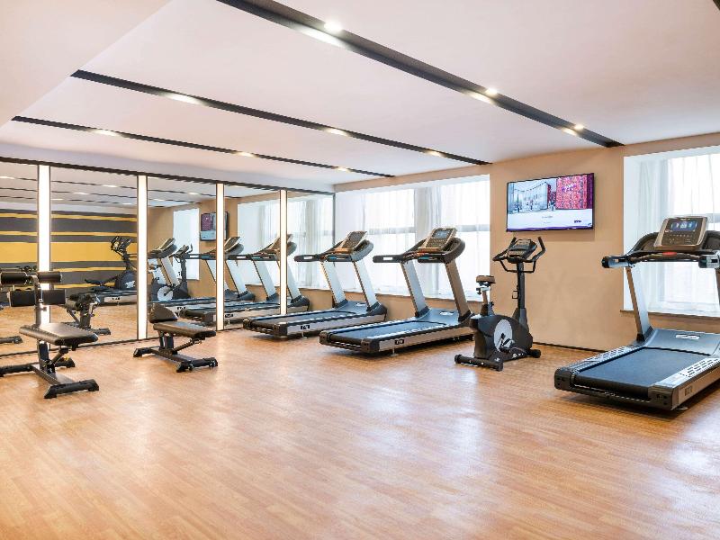 Mercure Chengdu Huapaifang image