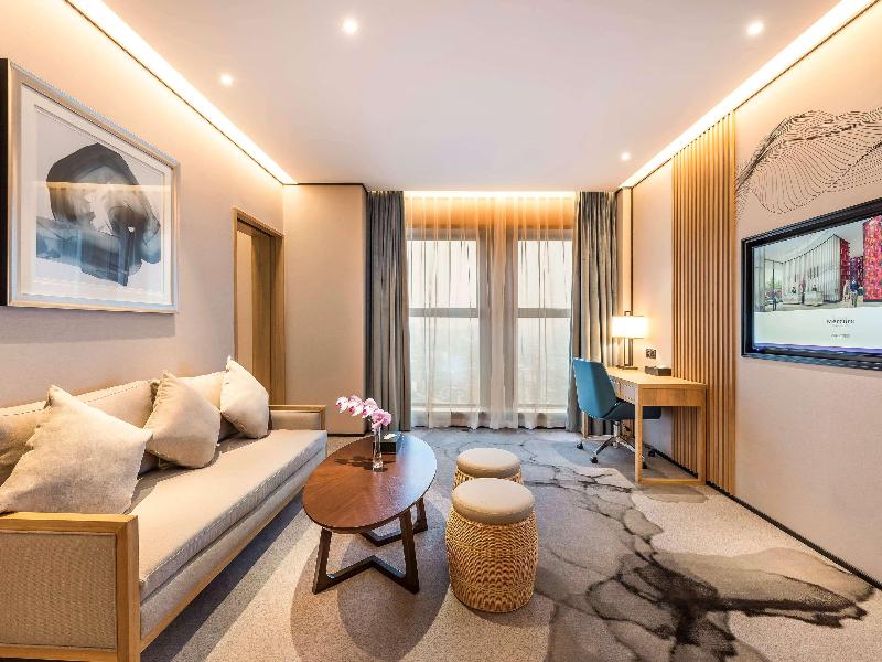 Mercure Chengdu Huapaifang image