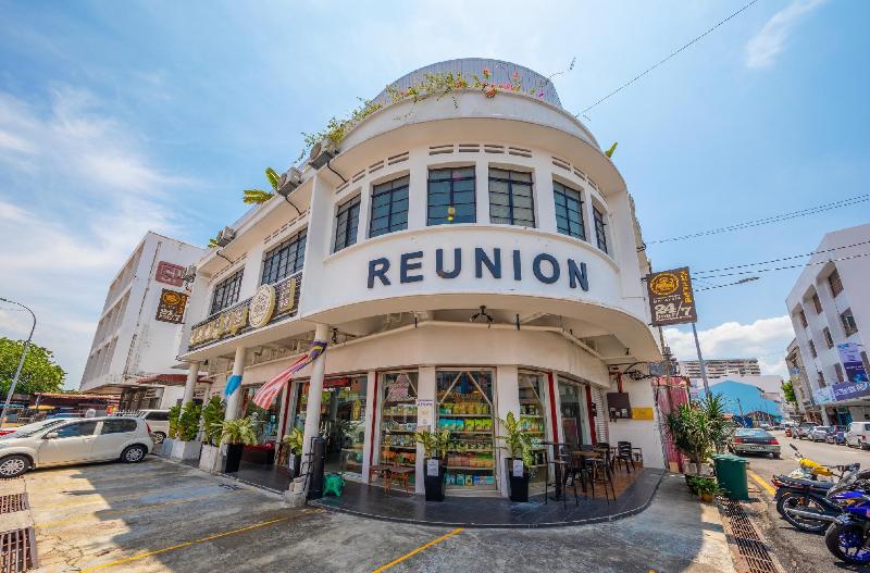 Reunion Residence image
