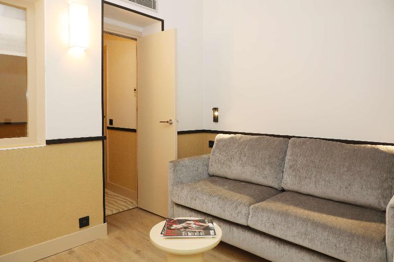 Five Hotel image