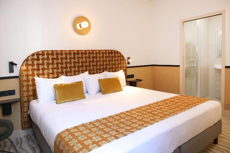 Five Hotel image