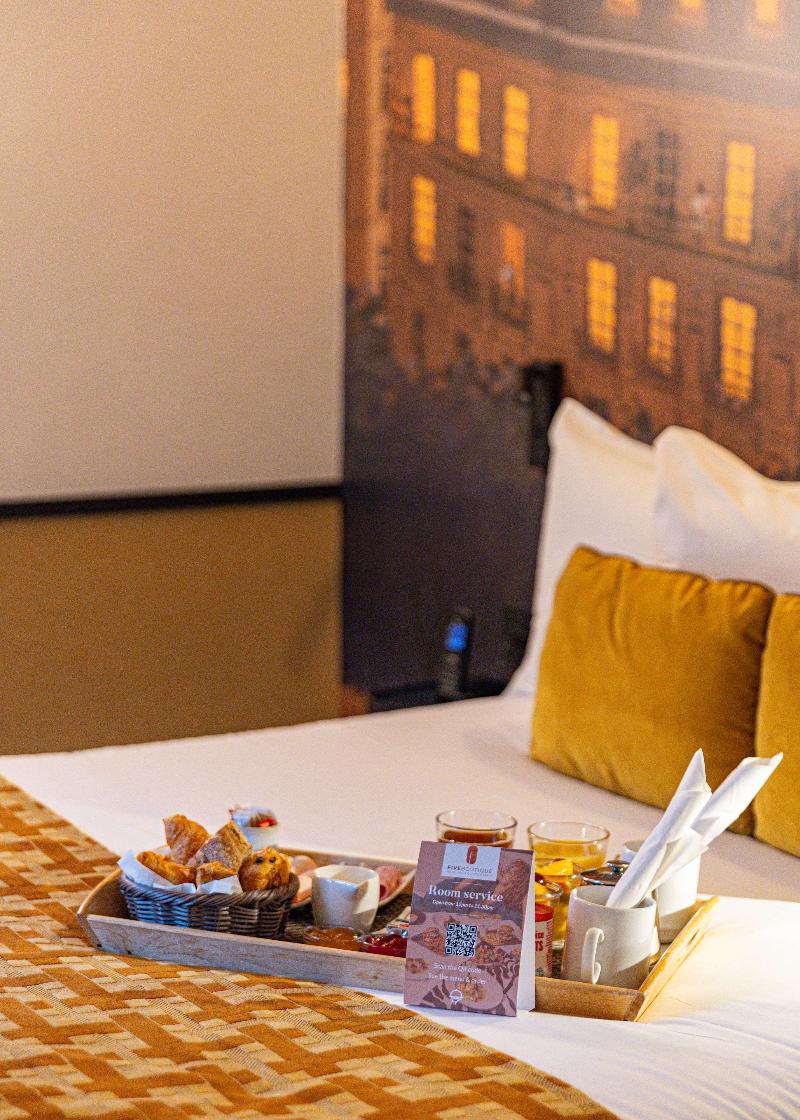 Five Hotel image