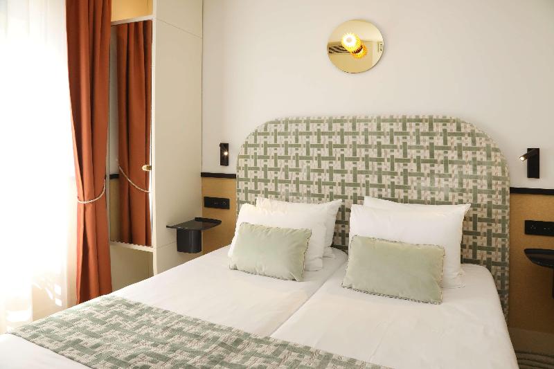 Five Hotel image