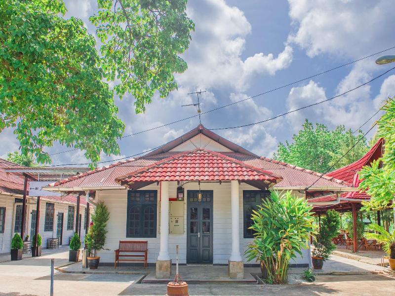 Muo Resort image