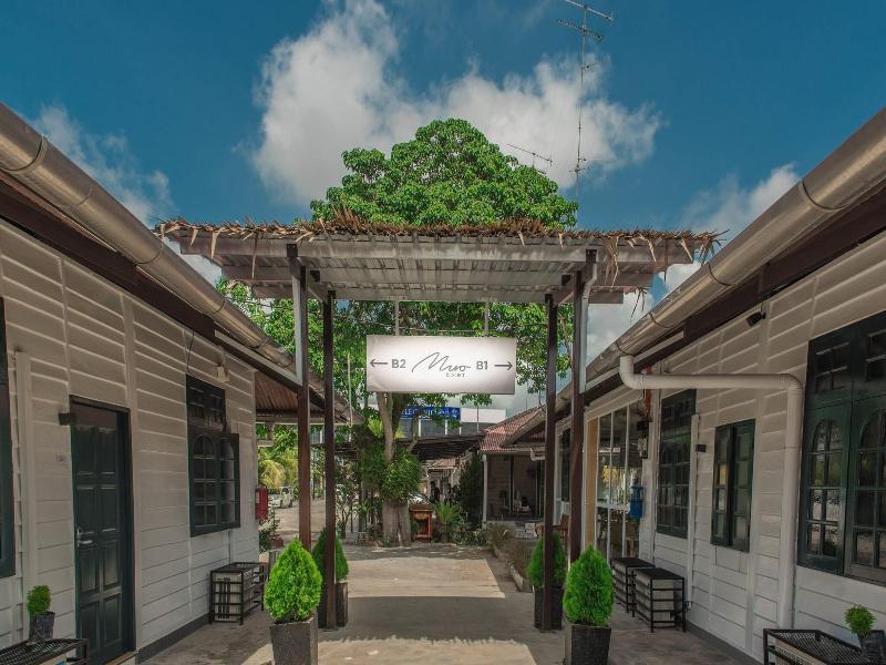 Muo Resort image