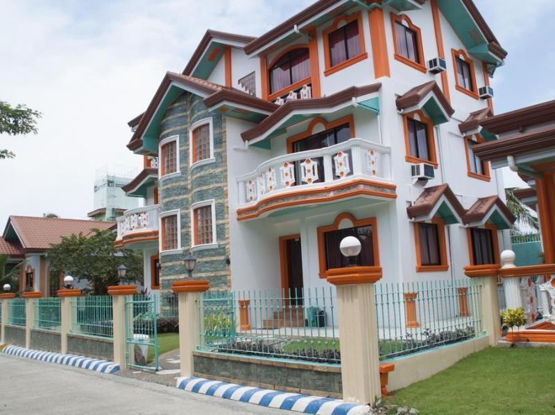 Cordova Home Village Resort image