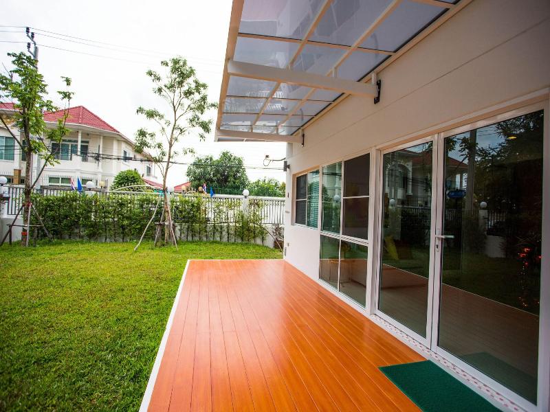 Des Res Serviced Apartment image