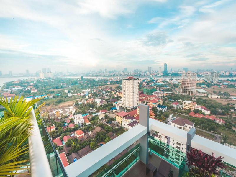 Infinity 28 Condominium image