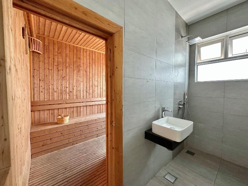 Infinity 28 Condominium image