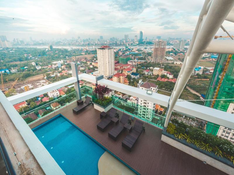 Infinity 28 Condominium image