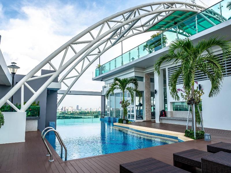 Infinity 28 Condominium image
