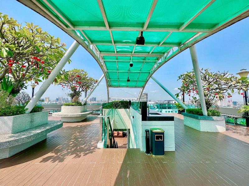 Infinity 28 Condominium image